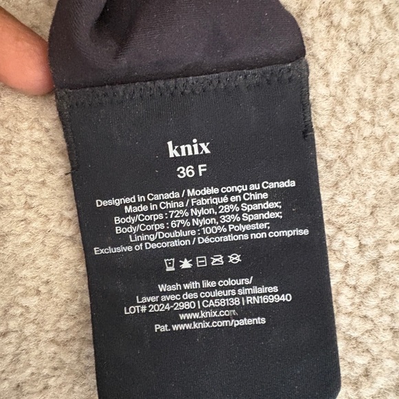 Knix- WingWoman Contour Bra - Black / 36F - Picture 4 of 5